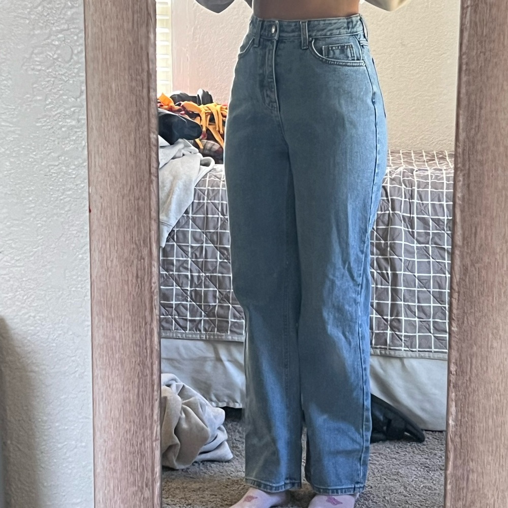 SHEIN Light Blue Straight Leg Jeans